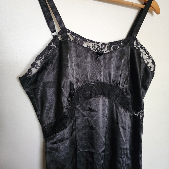 Vintage black slip nightie lace dress - Picture 7 of 11